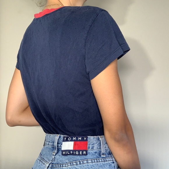 Brandy Melville t-shirt - Picture 2 of 2